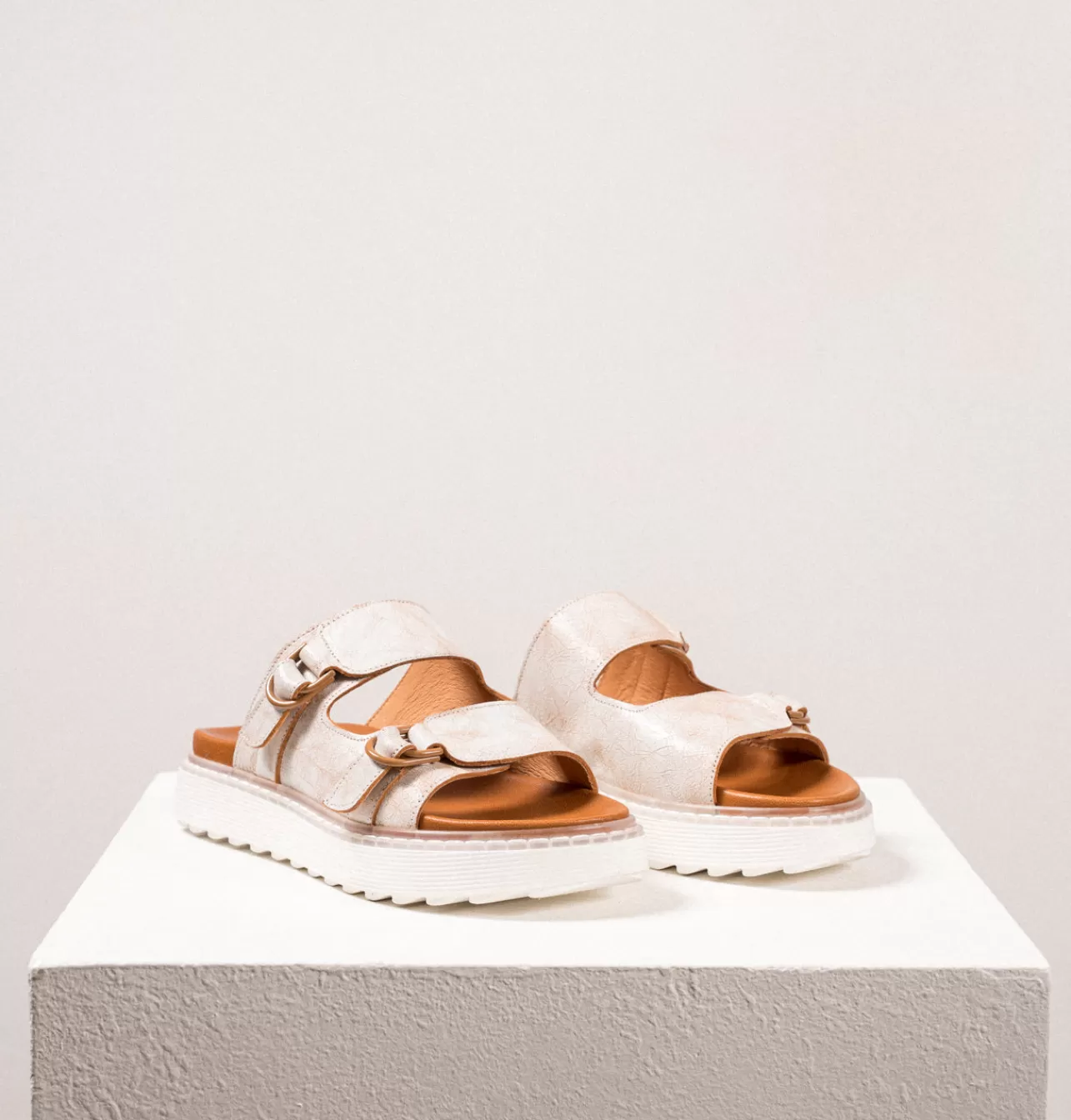 Daniella Lehavi Sorento Slides