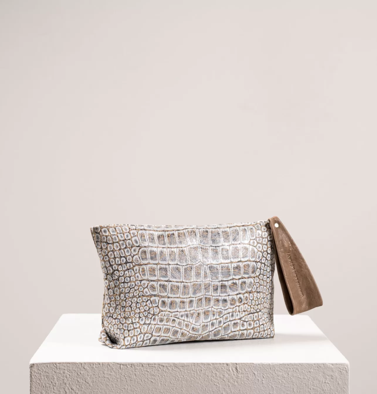 Women Daniella Lehavi Vega Small Clutch